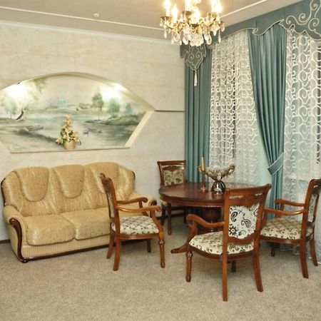 Coliseum Hotell Khmelʼnytsʼkyy Rom bilde