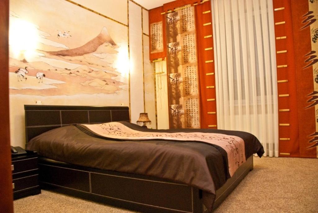 Coliseum Hotell Khmelʼnytsʼkyy Rom bilde